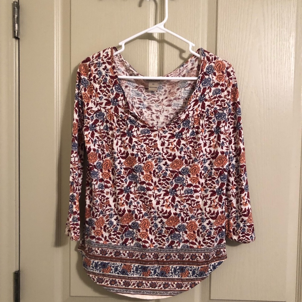 Lucky Brand Size XS patterned blouse